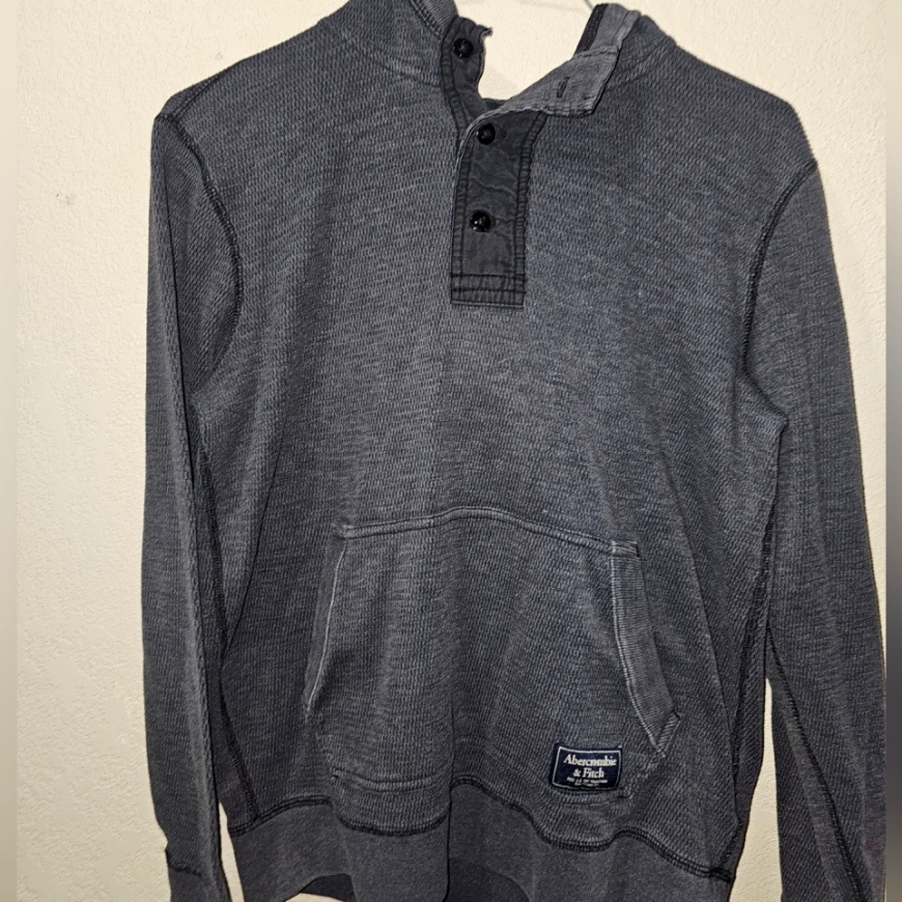 Abercrombie & Fitch Men's Gray Hoodie Shirt